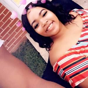 Meet your Posher, Lakeisha